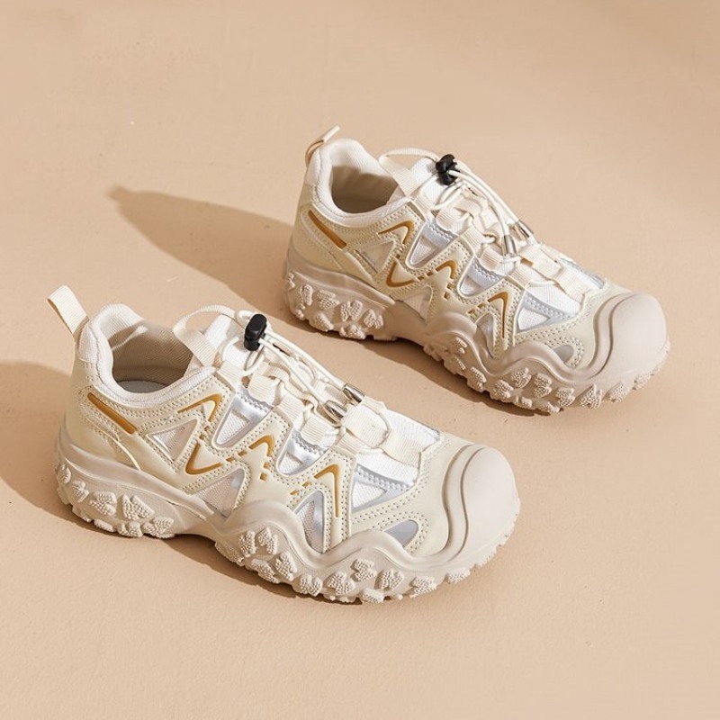 Sepatu Trekking Wanita untuk A - Embroidery Garments ulasan dan harga