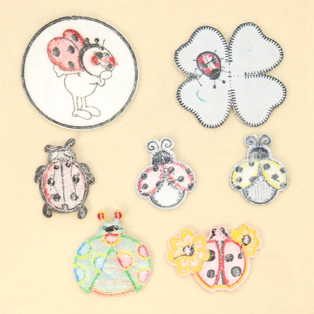 2 buah kartun kumbang empat da - Embroidery Lady Bug ulasan dan harga