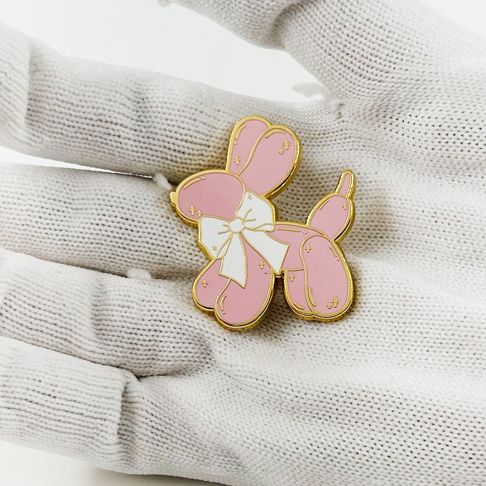 Pin Enamel Anjing Balon Merah  - Embroidery Bali ulasan dan harga